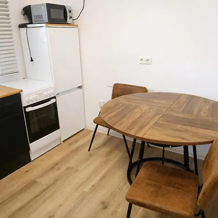 Gæstehus Ado 3*